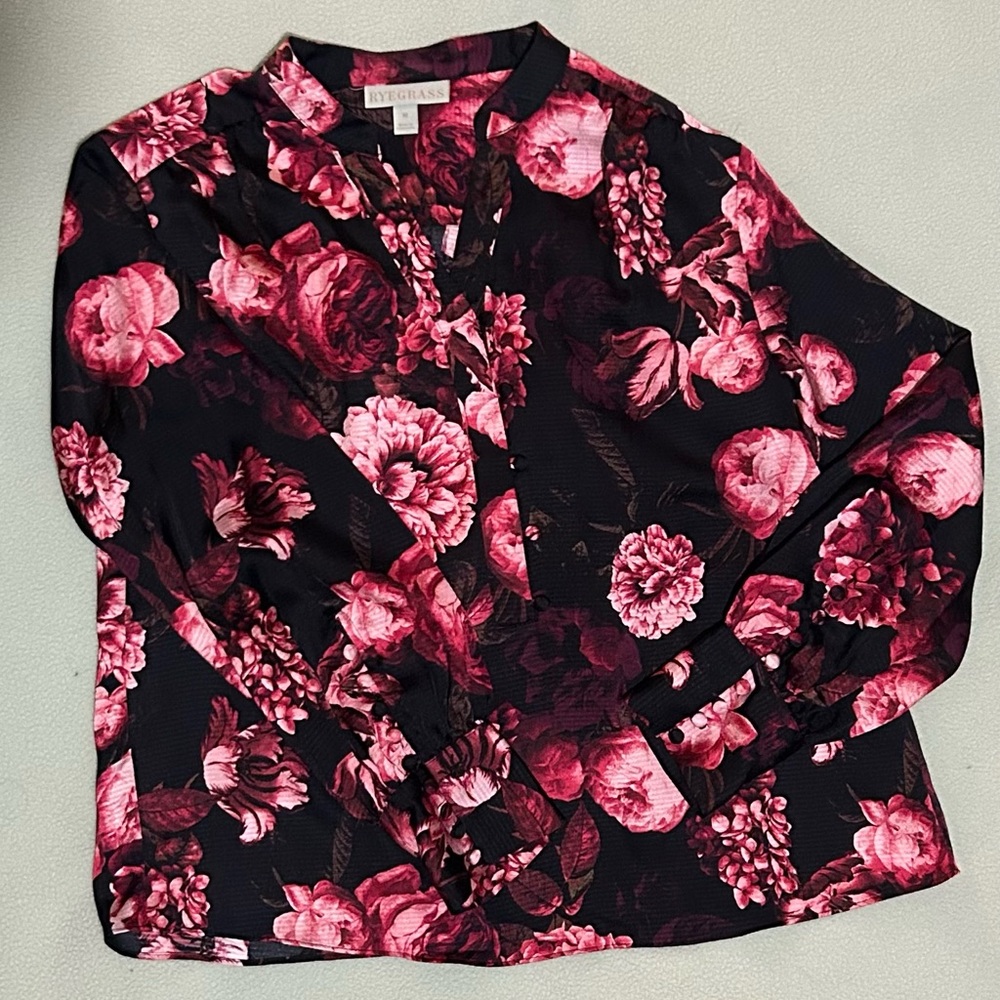 RYE GRASS Floral Black and Pink Women's Top size Medium